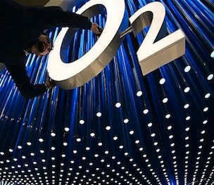 O2 unveils refund plan after network crash