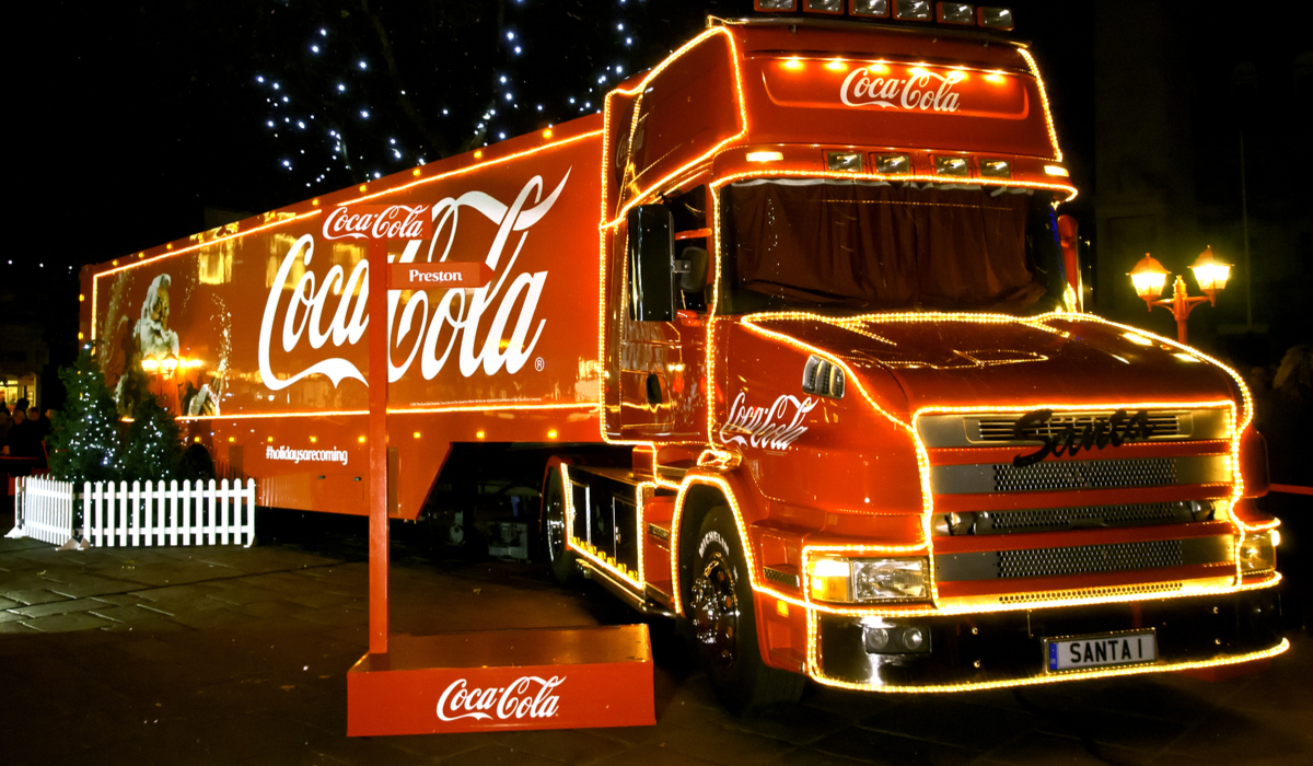 Coca-Cola Holidays Are Coming Christmas truck